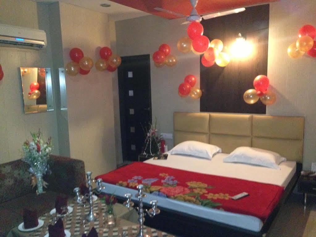 Hotel Silver Stone 루드히아나 외부 사진
